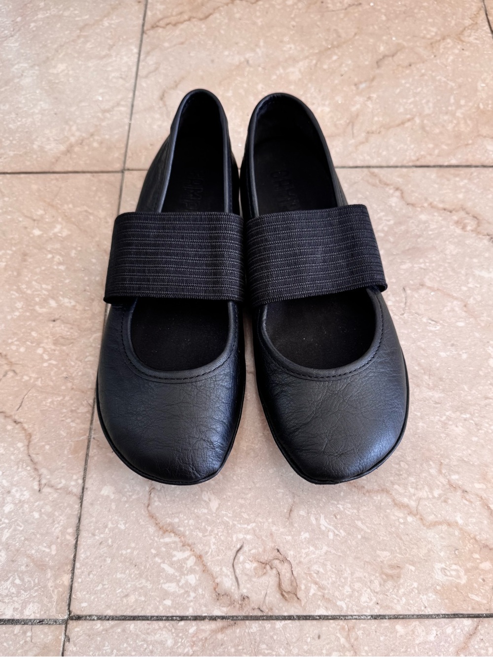 Camper Right Nina Mary Jane Flats